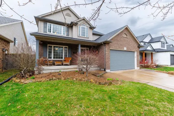 374 PELHAM RD, St. Catharines, ON L2S 0A2