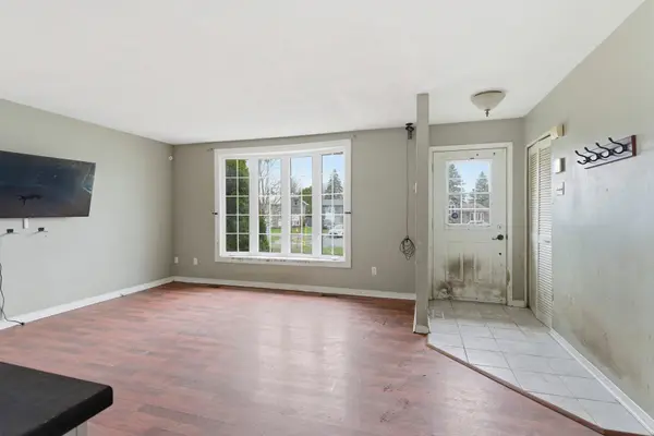 1306 Brockmount PL, Brockville, ON K6V 5Z7