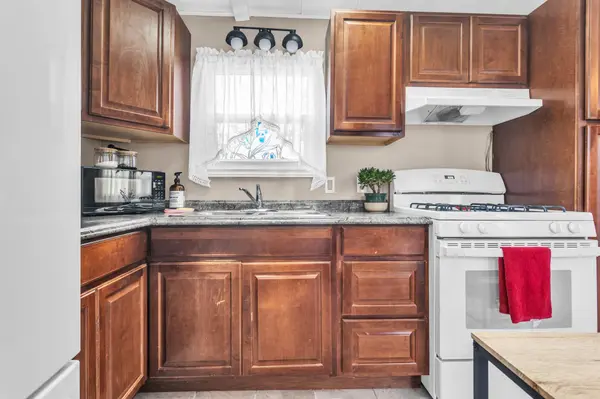 33 Pitt ST, Bayham, ON N0J 1T0