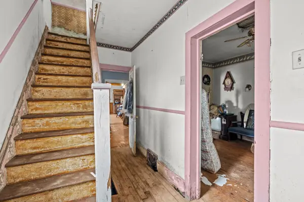 239 Lake ST, Peterborough, ON K9J 2H5