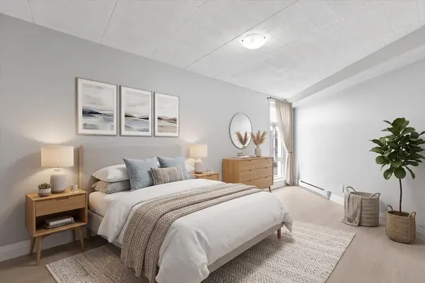 91 Conroy CRES #512, Guelph, ON N1G 2V5