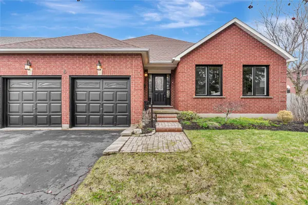 6 Gowinlock CT, Cambridge, ON N1T 1N2