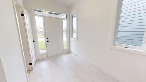 1225 Tulloch AVE, London South, ON N6M 0L8