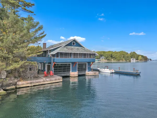 1 BABY TAR IS, Front Of Leeds & Seeleys Bay, ON K0E 1L0