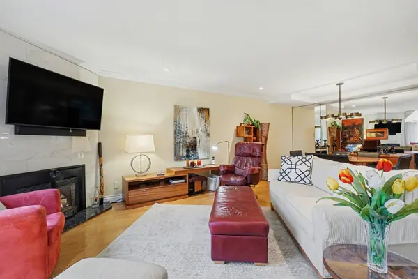 100 Hillside DR #30, Manor Park - Cardinal Glen And Area, ON K1K 4J4