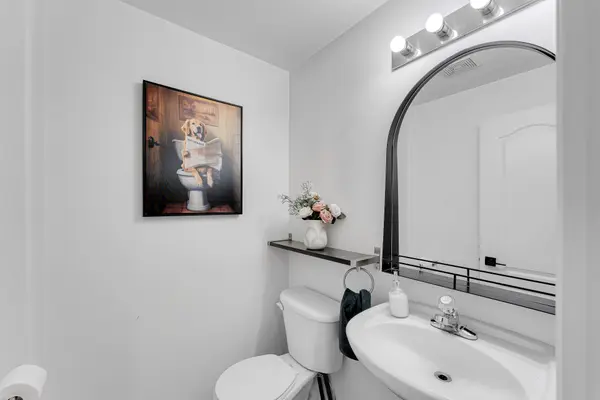 422 Laura AVE, Kingston, ON K7K 7M3