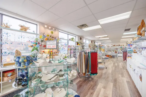 274 Fourth AVE #1A, St. Catharines, ON L2S 0B6