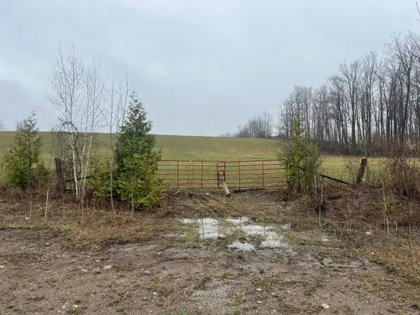 1020 Centre RD, Douro-dummer, ON K0L 2H0