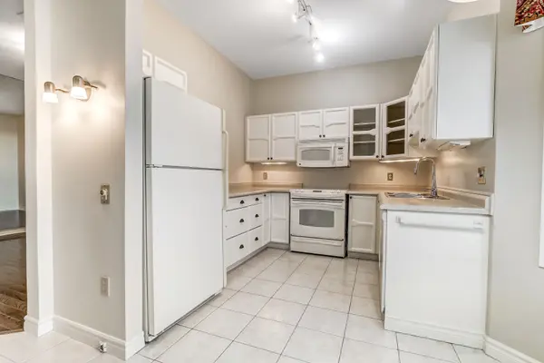 374 Front ST #47, Central Elgin, ON N5L 1G1