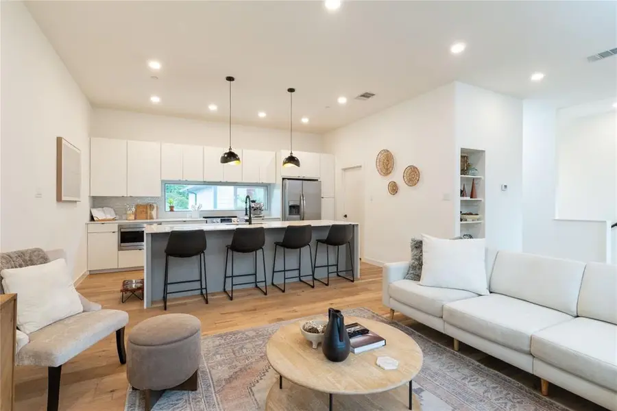 2118 N Carroll Avenue #103, Dallas, TX 75204