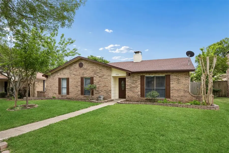 2910 Hazelwood Drive, Garland, TX 75044