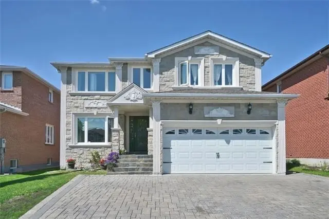 358 Valleymede DR, Richmond Hill, ON L4B 3E8
