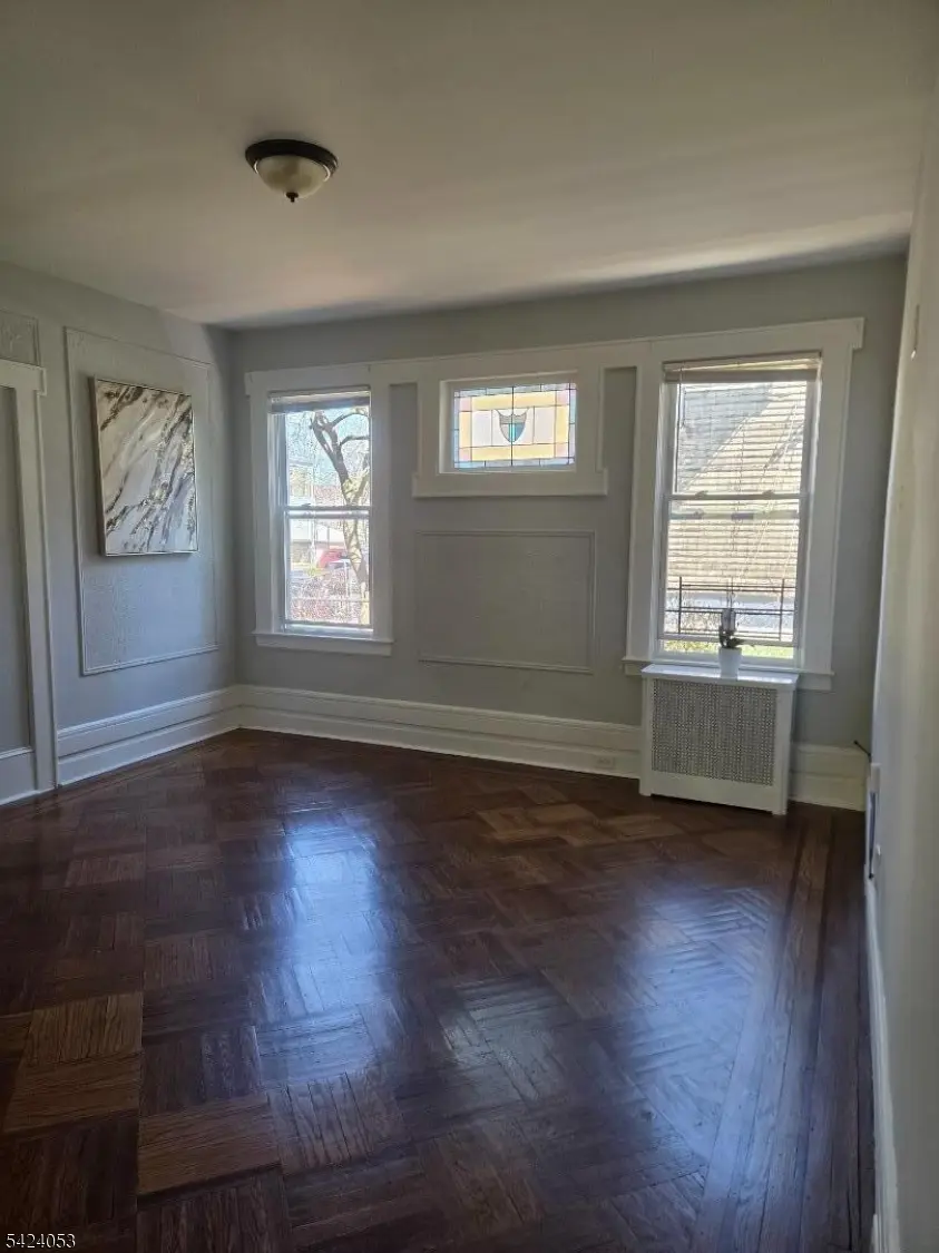 136 Hobson St, Newark City, NJ 07112