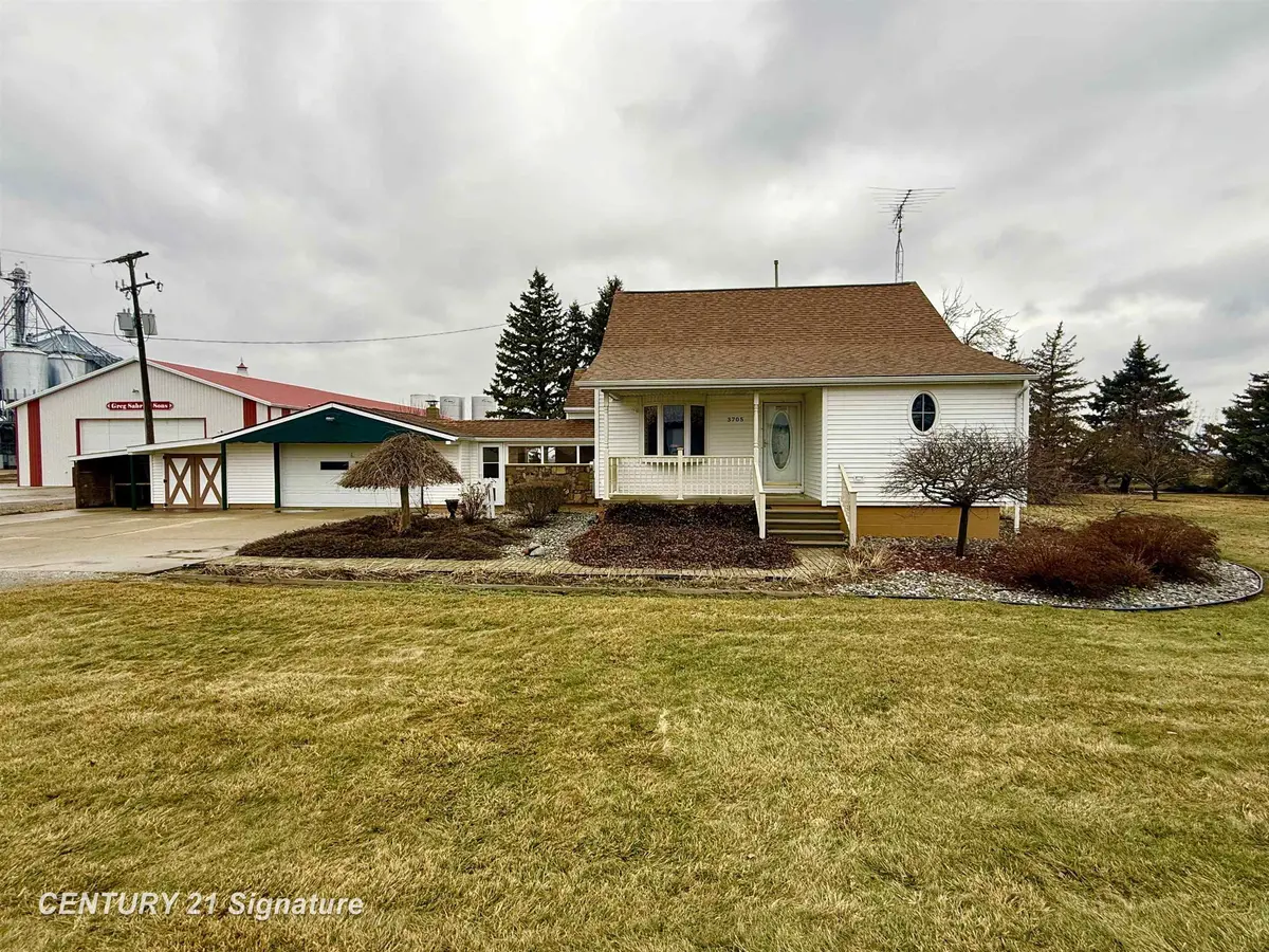 3705 N Beyer RD, Blumfield Twp, MI 48601