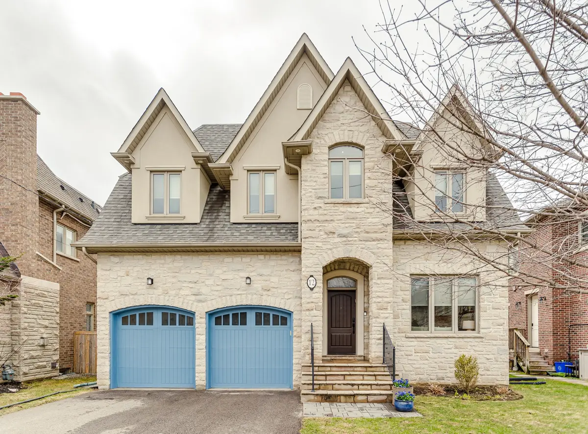 12 Silverton AVE, Toronto C06, ON M3H 3E6
