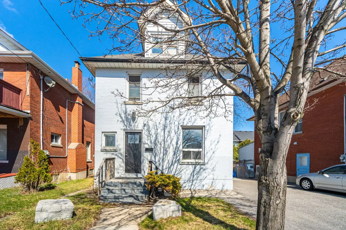 75 Ritson RD N, Oshawa, ON L1G 5P6