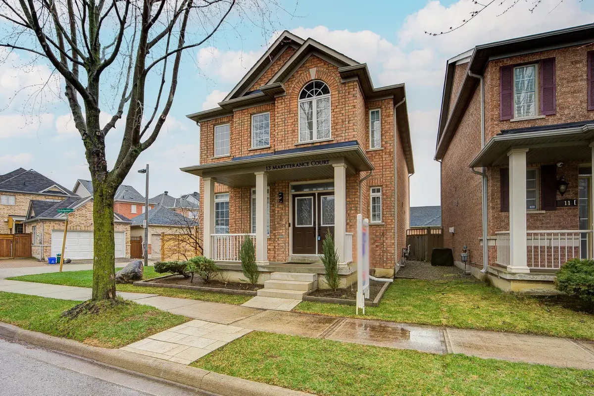 13 Maryterance CT, Markham, ON L6B 0B1