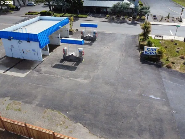 542 FIR AVE, Reedsport, OR 97467