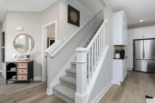 3018 Canopy Tree WAY #10, Pittsfield Charter Township, MI 48103