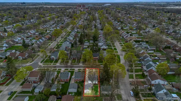 18015 Audette ST, Dearborn, MI 48124