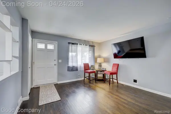 11115 Toepfer RD, Warren, MI 48089