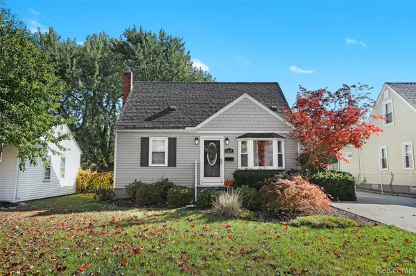 4350 Mandalay AVE, Royal Oak, MI 48073