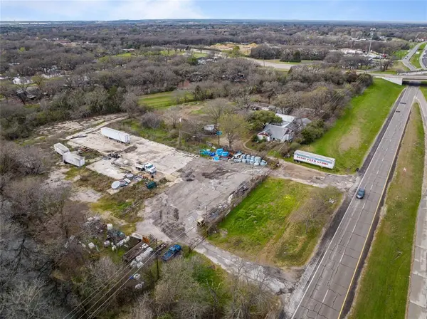 9105 C F Hawn Freeway, Dallas, TX 75217