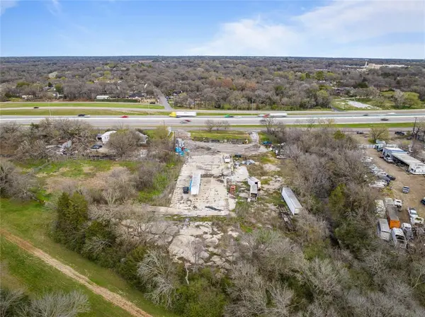 9105 C F Hawn Freeway, Dallas, TX 75217