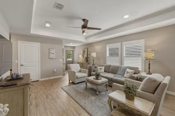 917 Rough Hollow Drive, Mckinney, TX 75071