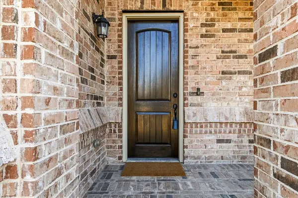 6816 Westbury Drive, North Richland Hills, TX 76180