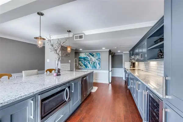 6610 Eastridge Drive #114, Dallas, TX 75231