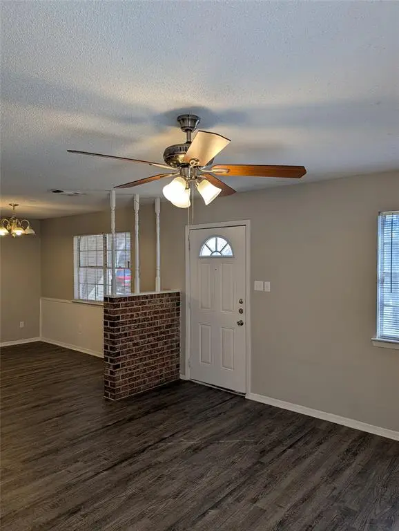 424 Langley Avenue, Everman, TX 76140