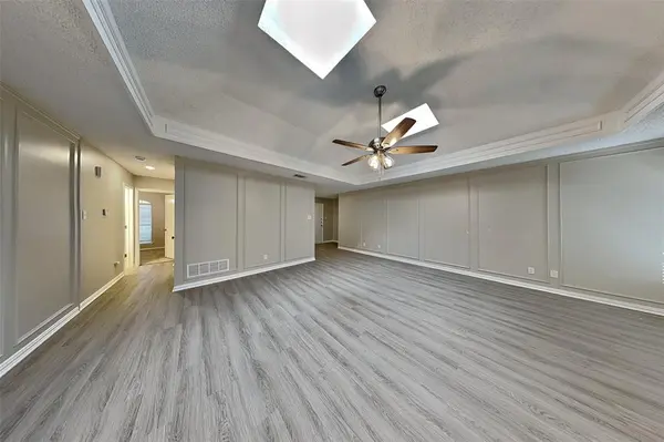 6369 Hunters Glen Drive, Watauga, TX 76148