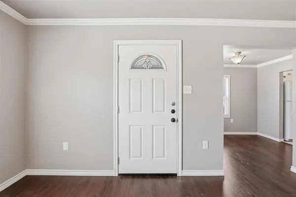 3201 McCart Avenue, Fort Worth, TX 76110