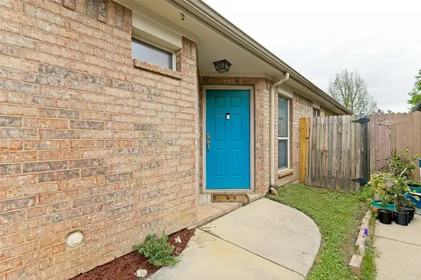 6432 Geneva Lane, Fort Worth, TX 76131