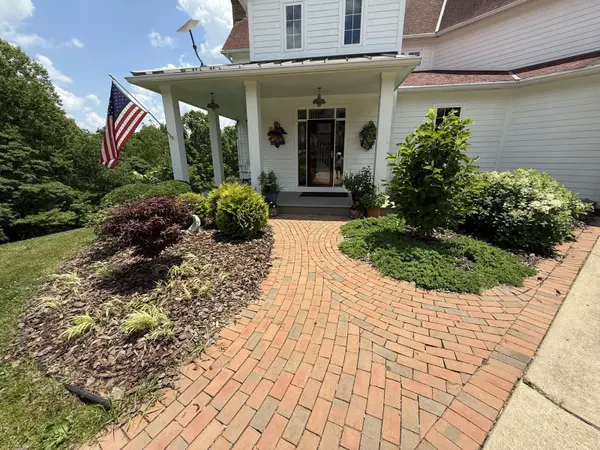 7200 N Coolville Ridge, Athens, OH 45701