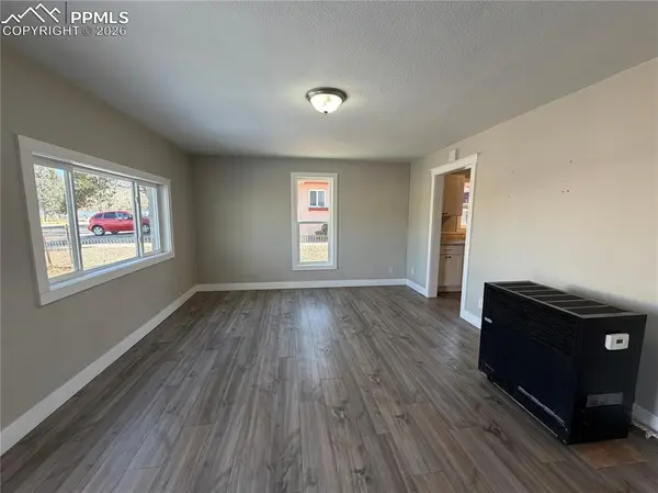 2525 E Boulder ST, Colorado Springs, CO 80909