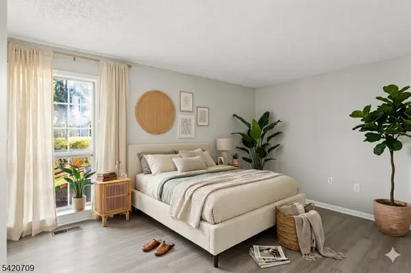 28 Boston Ct, Newark City, NJ 07103