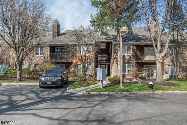 2 Tulip Cres #1A, Little Falls Twp., NJ 07424