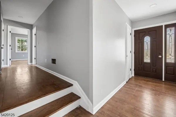 246 Fawn Rdg, Mountainside Boro, NJ 07092