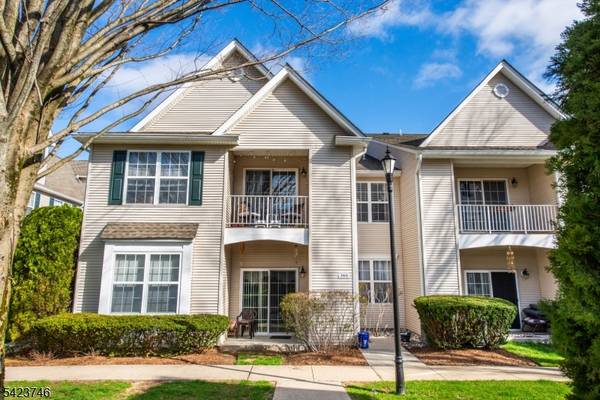 366 Cambridge Dr, Butler Boro, NJ 07405