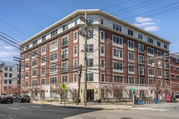 82 Clinton St #6F, Hoboken City, NJ 07030