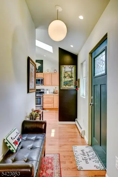 11 Mt Crest Rd, Jefferson Twp., NJ 07438