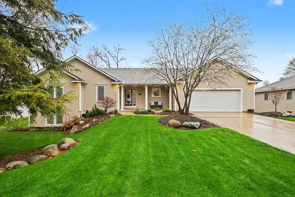 1899 Cedar Tree DR, Georgetown Twp, MI 49428