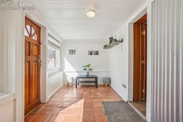 1154 Manitou AVE, Manitou Springs, CO 80829