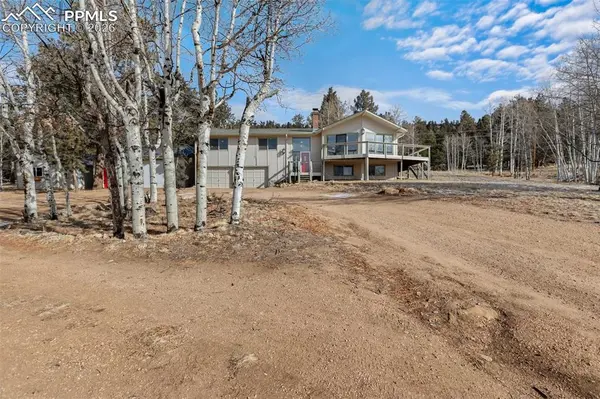 1874 Vagabond Creek DR, Lake George, CO 80827