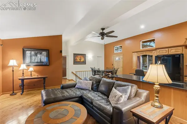 5167 Bitterweed LN, Colorado Springs, CO 80917