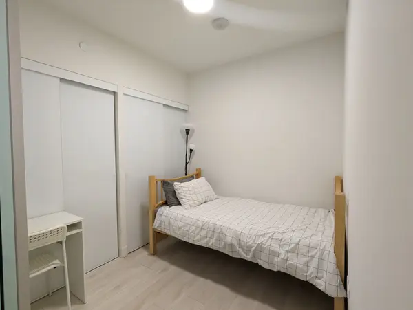 15 Mercer ST #602, Toronto C01, ON M5V 1H2