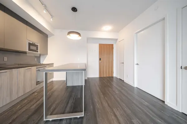 25 Selby ST #2607, Toronto C08, ON M4Y 0E6