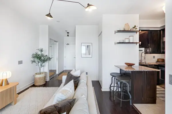 60 Byng AVE #2001, Toronto C14, ON M2N 7K3